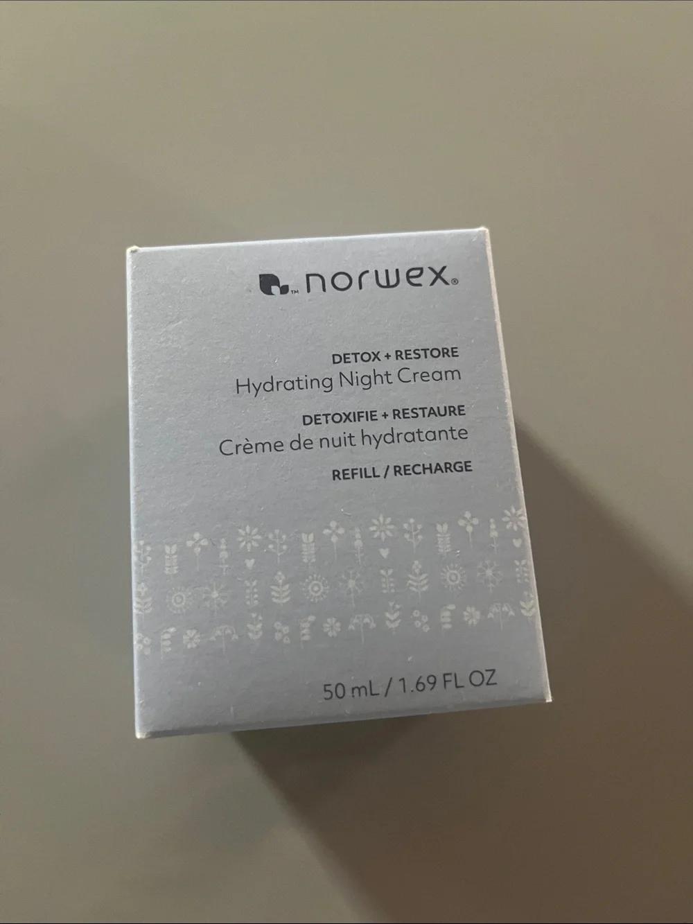 Norwex Hydrating Night Cream – White